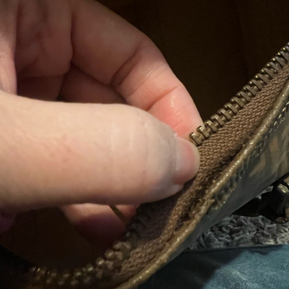 Fendi Vintage Zucca Boston Bag - Picture 9 of 9